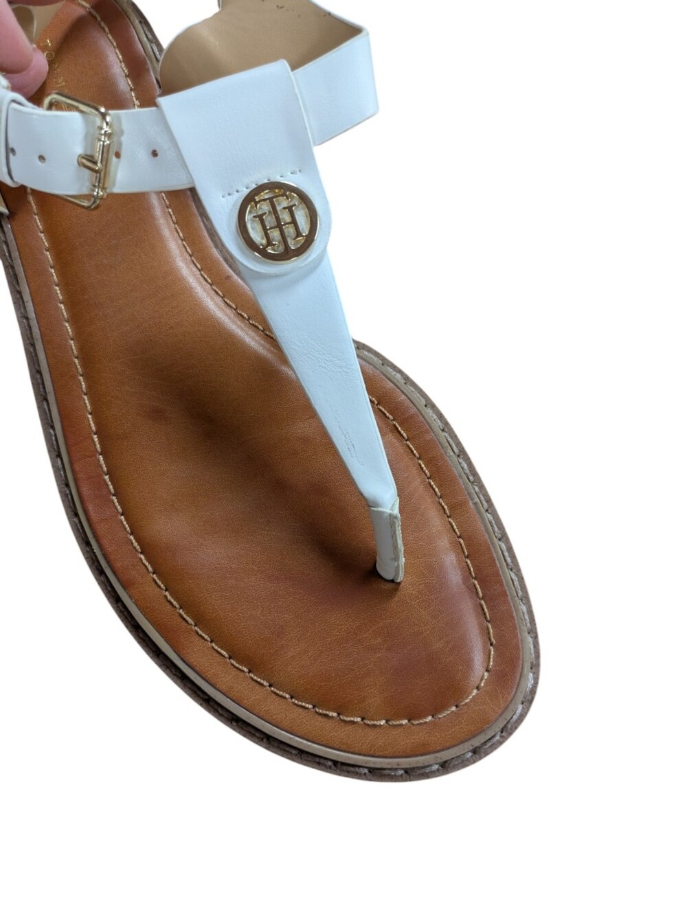 Tommy Hilfiger Bennia White Flat Thong Sandal Size 8.5 - Picture 7 of 11